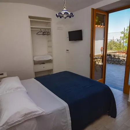Mariagiovanna Bed & Breakfast 3*