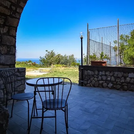 Mariagiovanna Bed & Breakfast Vico Equense
