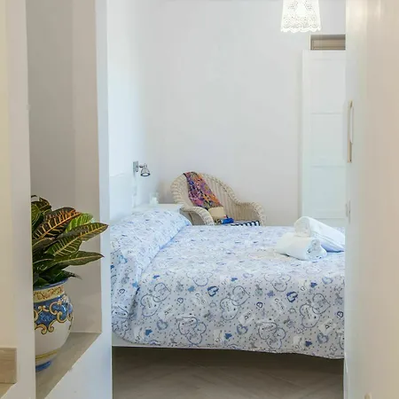 Mariagiovanna Bed & Breakfast 3*