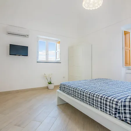 Mariagiovanna Bed & Breakfast Vico Equense
